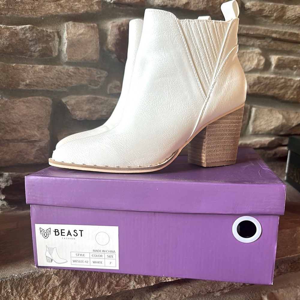 Women's White Ankle Boots
